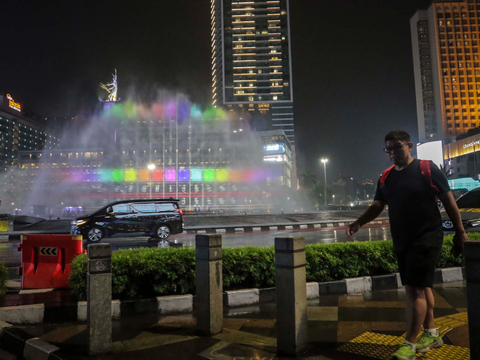 FOTO: Menengok Kemegahan Persiapan Bundaran HI untuk Acara Malam Pergantian Tahun 2023 Menuju 2024