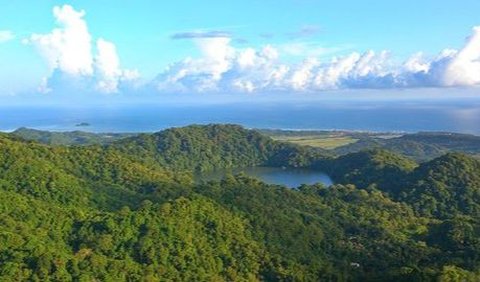 Danau Kastoba, Pulau Bawean