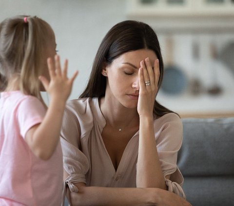 Natural Mother Experiences Burnout in Taking Care of the Little One? This is the Psychologist's Advice