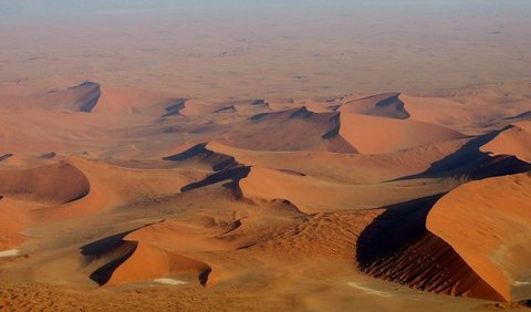 1. Gurun Namib <br>