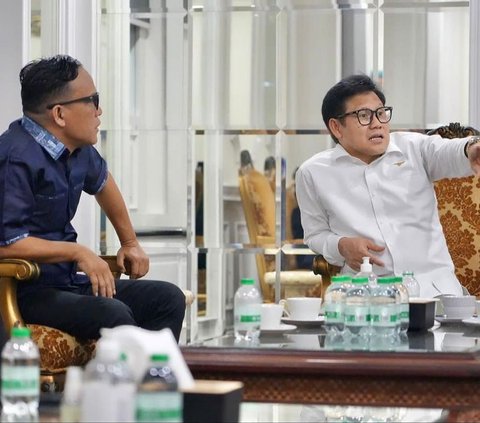 Melihat Rumah Dinas Cak Imin di Kompleks Widya Chandra Jaksel, 2 Vespa Curi Perhatian