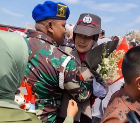 Momen Kopral PM TNI AD Hormat ke Anaknya yang Jadi Polwan, Pangkat Sang Putri Lebih Tinggi dari Ayahnya