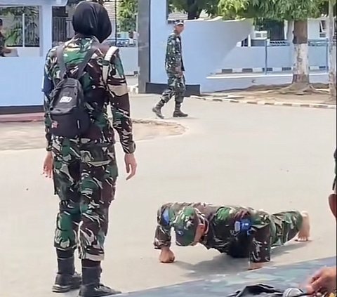 Momen Kakak Cewek Prajurit TNI Kunjungi Adik yang Jalani Semaba, Adik Langsung Hormat dan Push-up