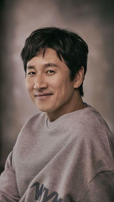 Rekomendasi Drama Korea yang Dibintangi Lee Sun Kyung
