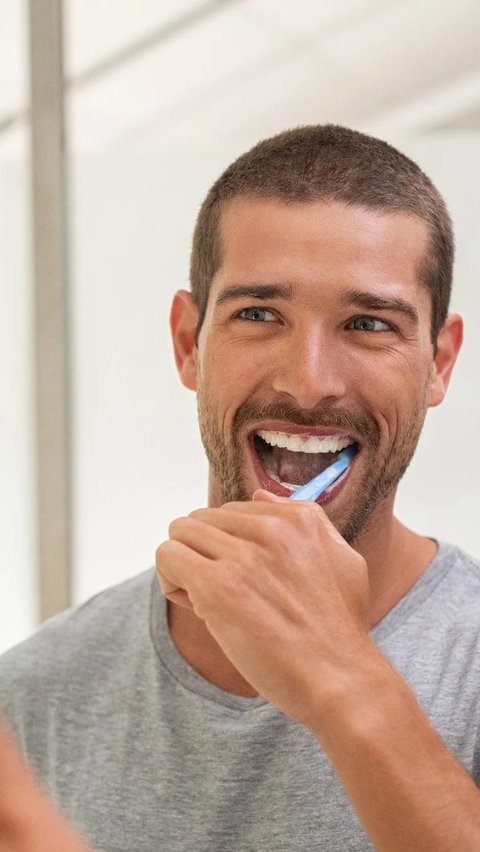 Apa yang terjadi jika jarang ganti sikat gigi?