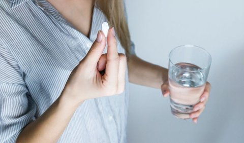 Bolehkah Minum Vitamin Saat Perut Kosong?<br>