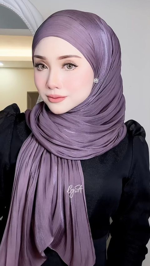 Tutorial Pashmina Shimmer Silk with Earrings, Look More Glamorous