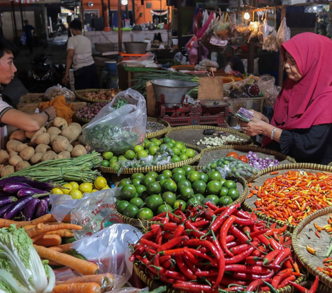 FOTO: Harga Bahan Pokok di Jakarta Kompak Naik Jelang Malam Pergantian Tahun