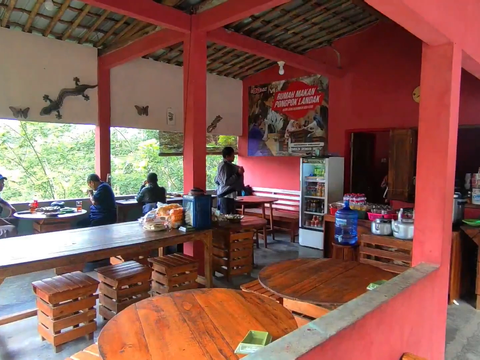 Uniknya Rumah Makan Pongpok Landak Tasikmalaya, Sensasi Nikmati Sajian Sunda di Dalam Gua