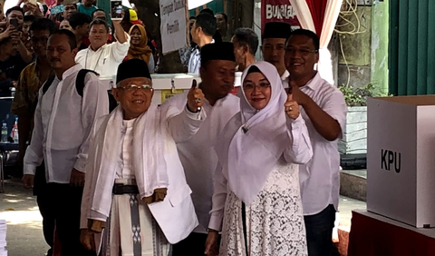 Ma’ruf mencontohkan dirinya yang aktif mengambil peran dalam berbagai program pemerintah dengan memberikan masukan-masukan kepada Presiden, seperti dalam sidang kabinet. <br>