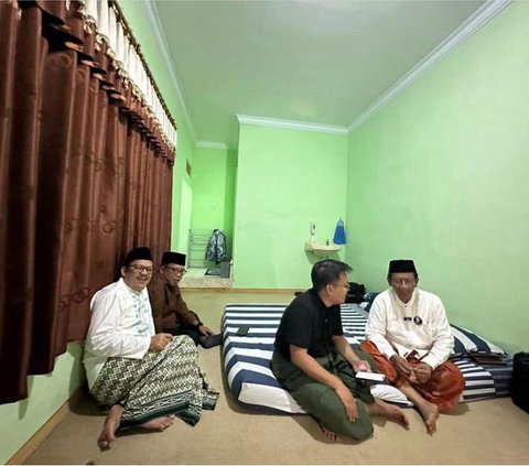 Momen Mahfud MD Menginap di Ponpes Nurul Qarnain Jember