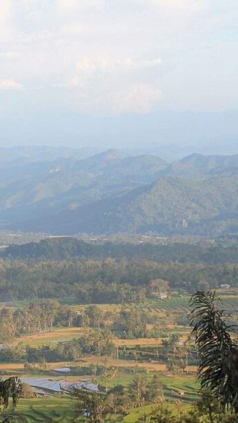 <b>Deretan Fakta Menarik Bukit Barisan, Jajaran Gunung yang Membentang di Pulau Sumatra</b>