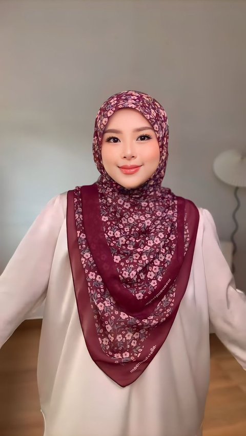 Cuma 5 Langkah, Tutorial Hijab Layer Look Pakai Scarf Segi Empat