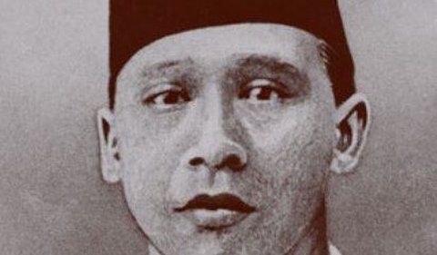 50 Quotes Sastrawan Indonesia, dari WS. Rendra hingga Pramoedya Ananta Toer