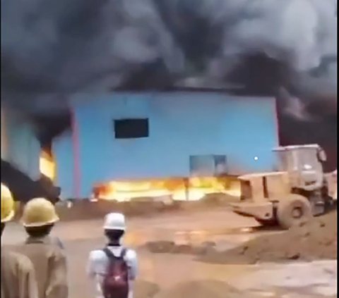 Pabrik Smelter PT GNI di Morowali Utara Kembali Terbakar