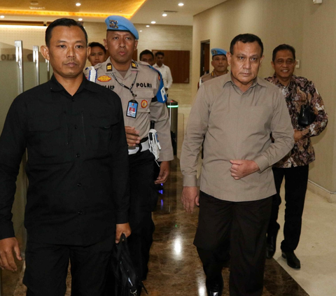 MAKI akan Gugat Keppres Jokowi soal Pemberhentian Firli Bahuri dari Ketua KPK
