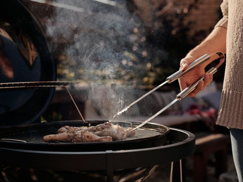 Avoid 5 Things to Keep Barbeque Meat Tender and Delicious at New Year's Party