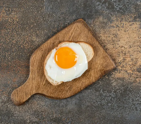 Telur omega-3 tidak hanya memberikan perbedaan gizi, tetapi juga memberikan pengalaman sensorik yang berbeda dengan warna kulit dan tekstur kuning yang unik.