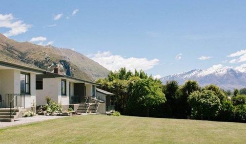 <b>Wanaka TOP 10</b>