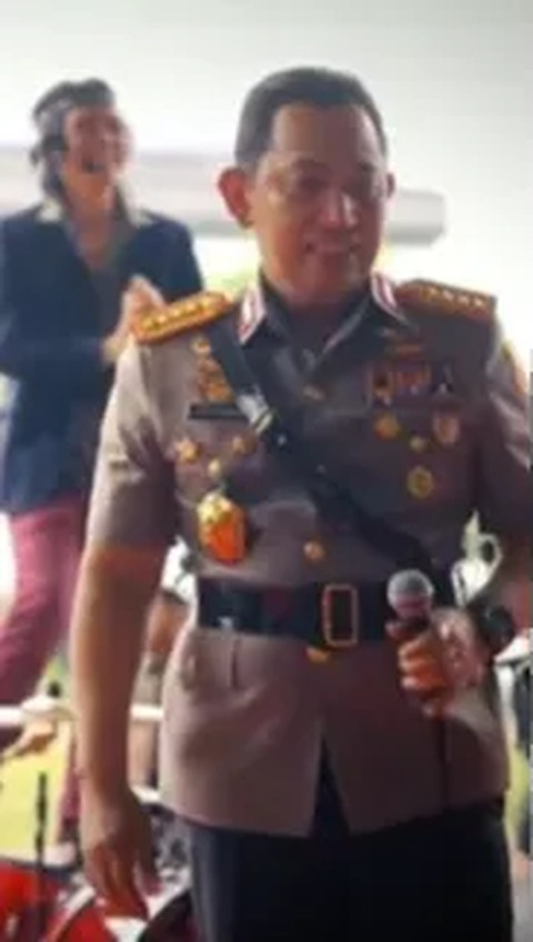 Miliki Suara Merdu, Kapolri dan Panglima TNI Bernyayi Bawakan Lagu 'Ku TaK Bisa' Bersama Slank 