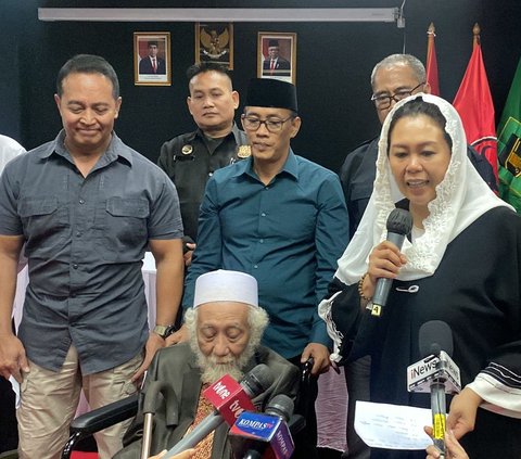 Abuya Muhtadi Bantah Dukung Prabowo: Dia Minta Doa, bukan Dukungan