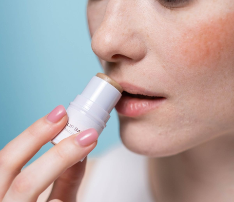 Many Trends of Tinted Lip Balm, What Are the Benefits?