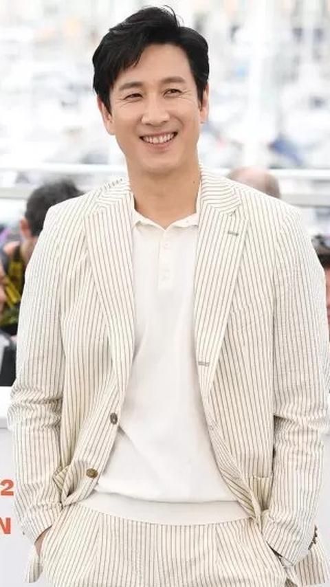 7 Judul Drama dan Film Lee Sun Kyun yang Ikonik, Mana Favoritmu?