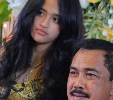 Sosok Starrisya Andhita Putri Wakapolri Komjen Agus, Cantik dan jadi Finalis Gadis Sampul 2023