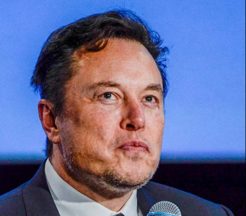 Elon menyebutnya sebagai “moda transportasi kelima” dan berpendapat bahwa hal ini dapat membantu mengubah cara manusia hidup, bekerja, berdagang, dan bepergian.<br>