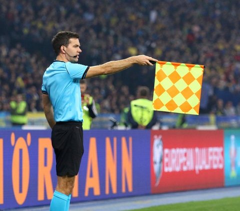 Offside adalah Aturan Posisi Pemain dalam Sepak Bola, Berikut Penjelasannya