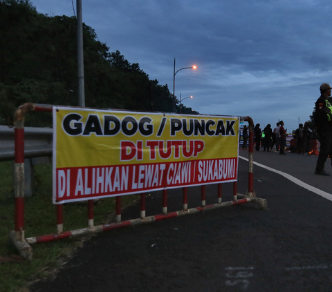 Jelang Malam Tahun Baru, Jalur Menuju Puncak Mulai Padat