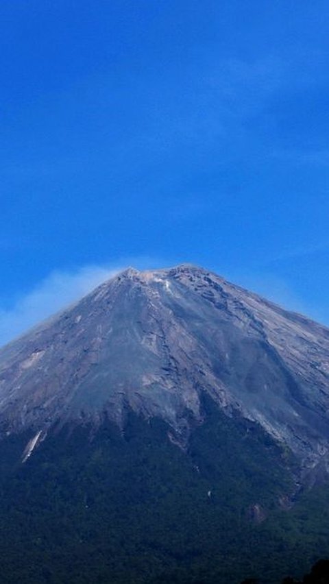 Gunung Semeru Kembali Erupsi, Ini 4 Fakta di Baliknya