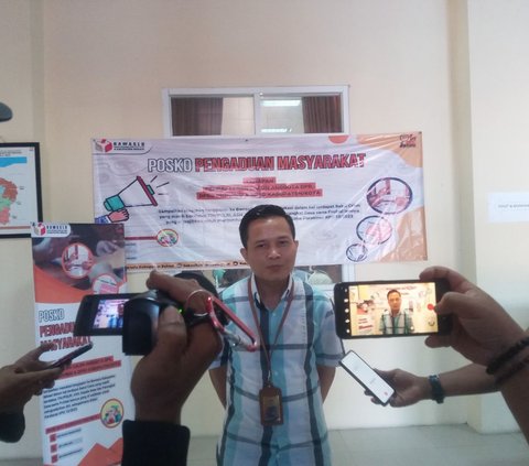 Diduga Promosikan Istri Jadi Caleg, Kades di Bekasi Dilaporkan ke Bawaslu