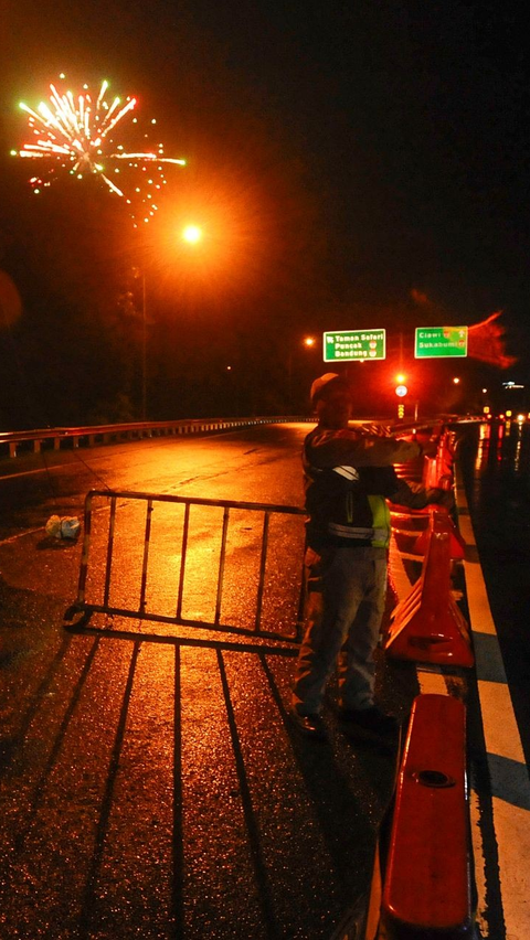 FOTO: Suasana Akses ke Puncak Bogor via Keluar Pintu Tol Gadog Sepi Selama Malam Tahun Baru 2024