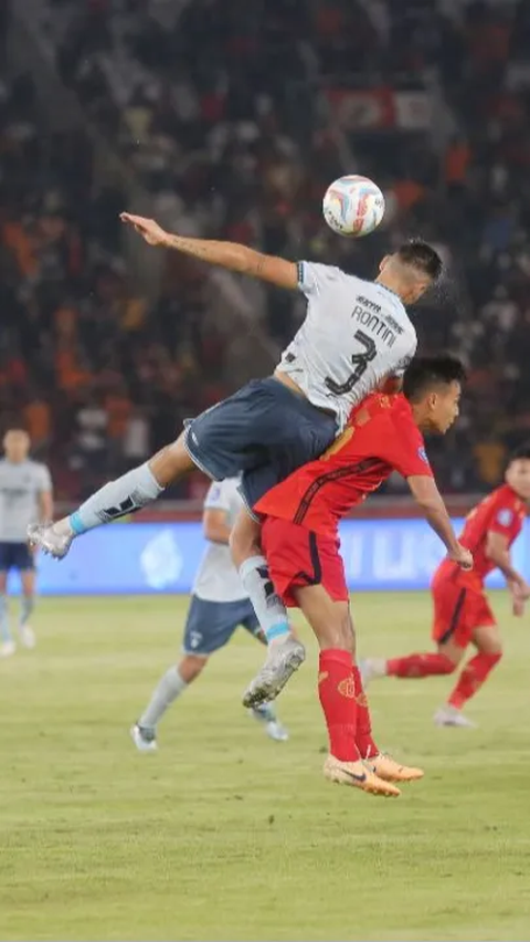 FOTO: Gol Balasan Persita Tangerang Sukses Bikin Persija Jakarta Tertahan di Posisi 9 Klasemen Laga BRI Liga 1