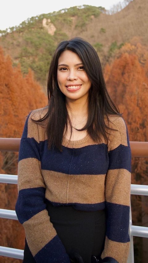 Rachel merupakan lulusan DKV dari Universitas Pelita Harapan pada 2020 lalu. Dalam kesehariannya, Rachell tampak menggeluti dunia desain secara freelance.