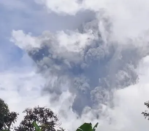 6 Dari 29 Pendaki asal Riau Masih Terjebak di Gunung Marapi