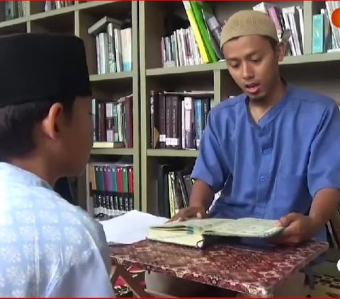 Guru SD di Semarang Berhasil Buka Usaha Warung Seblak, Omzetnya Capai Ratusan Juta Rupiah Per Bulan