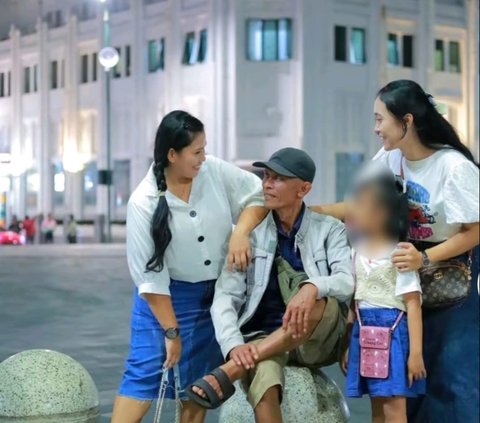 Viral Kisah Wanita Sejak Kecil Ditinggal Ibunda ke Luar Negeri, Orang Tuanya Tetap Romantis Meski LDR 12 Tahun