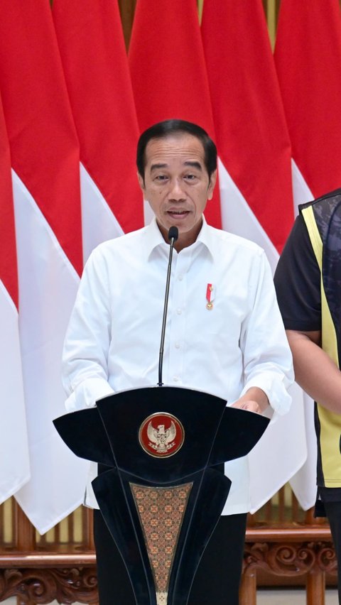 Jokowi Minta Mahfud MD Tangani Pengungsi Rohingya<br>