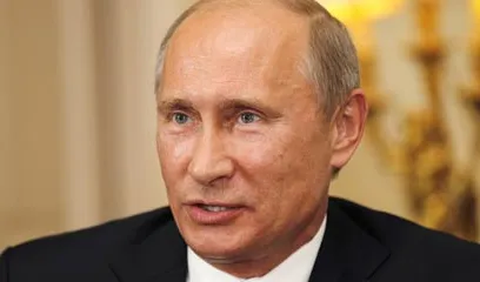 Putin merespons informasinya dengan mengatakan, 