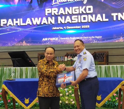 TNI AU Luncurkan Prangko Empat Pahlawan Nasional