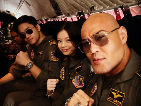 Potret Terbaru Azka yang Terlihat Makin Kekar, Deddy Corbuzier 'Ukuran Celana Kita Sama'