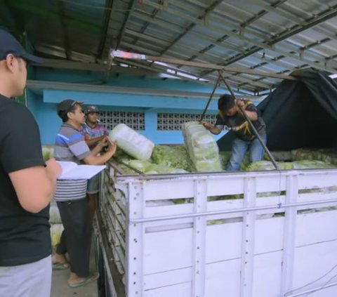 Perjalanan Dedi Koswara, Petani dan Sopir Angkut Sayuran yang Sukses Bangun Rumah Mewah di Bandung