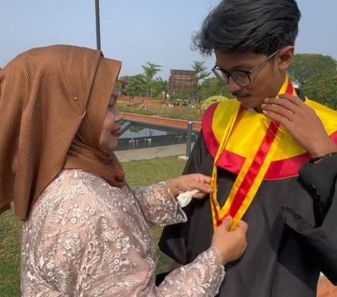 Kisah Pria Kuliah Sambil jadi Driver Ojol hingga Akhirnya Wisuda Ini Viral, Banjir Pujian Warganet