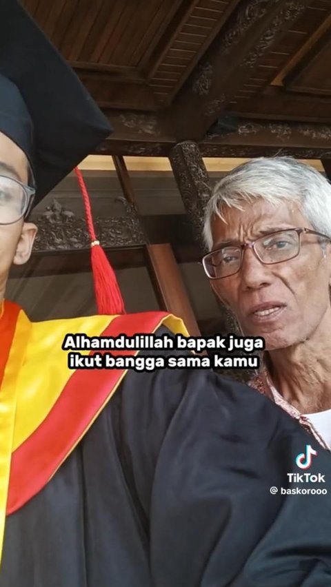 Kisah Pria Kuliah Sambil jadi Driver Ojol hingga Akhirnya Wisuda Ini Viral, Banjir Pujian Warganet