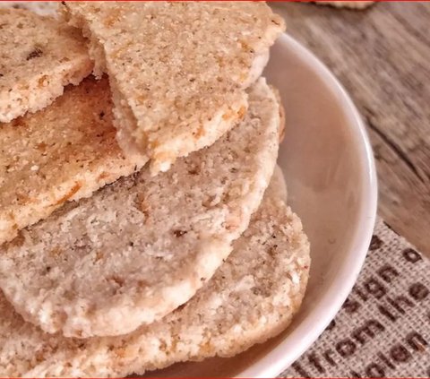 Mencicipi Kue Sagon, Jajanan Tradisional Khas Jogja yang Cocok Disantap Bersama Teh dan Kopi