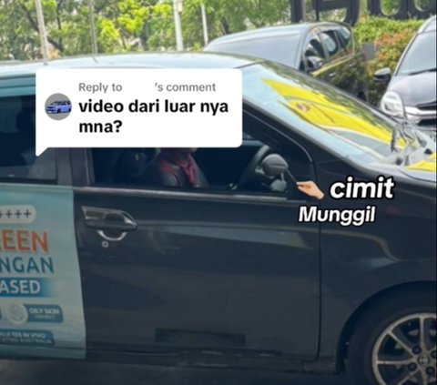 Viral Aksi Pengendara Pasang Spion Motor di Mobilnya, Bikin Heran Warganet