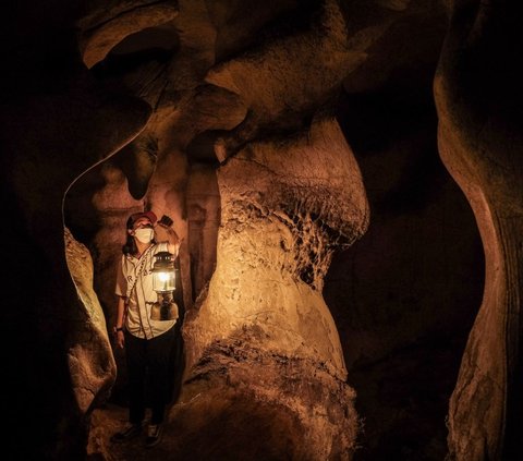 10 Wisata Gua di Indonesia, Punya Sensasi Menarik yang Tak Bisa Dilupakan