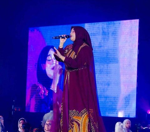 Sosok Fadhilah Intan, Penyanyi Lagu Dawai yang Kerap Viral Cover Lagu